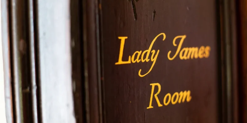 lady james room